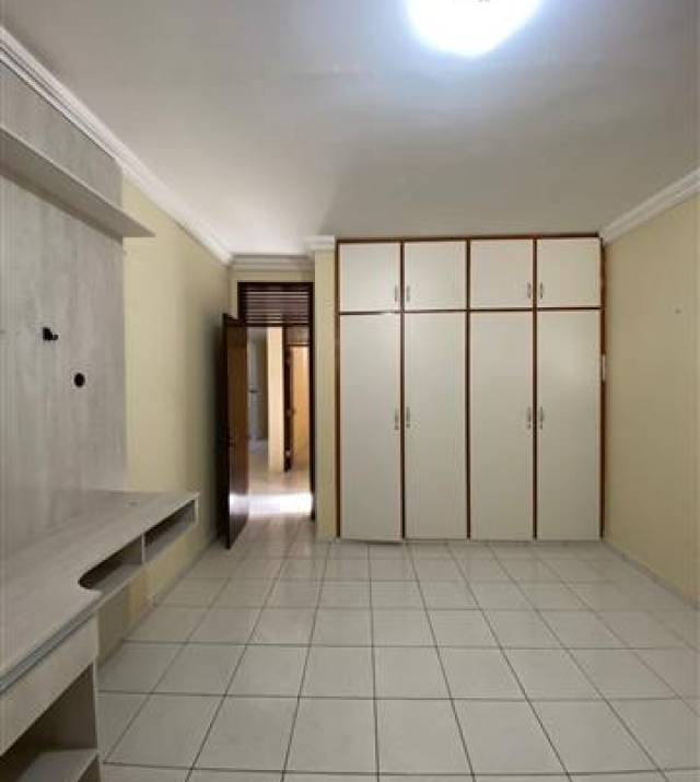 WhatsApp Image 2025-10-08 at 08.12.06 2.jpeg